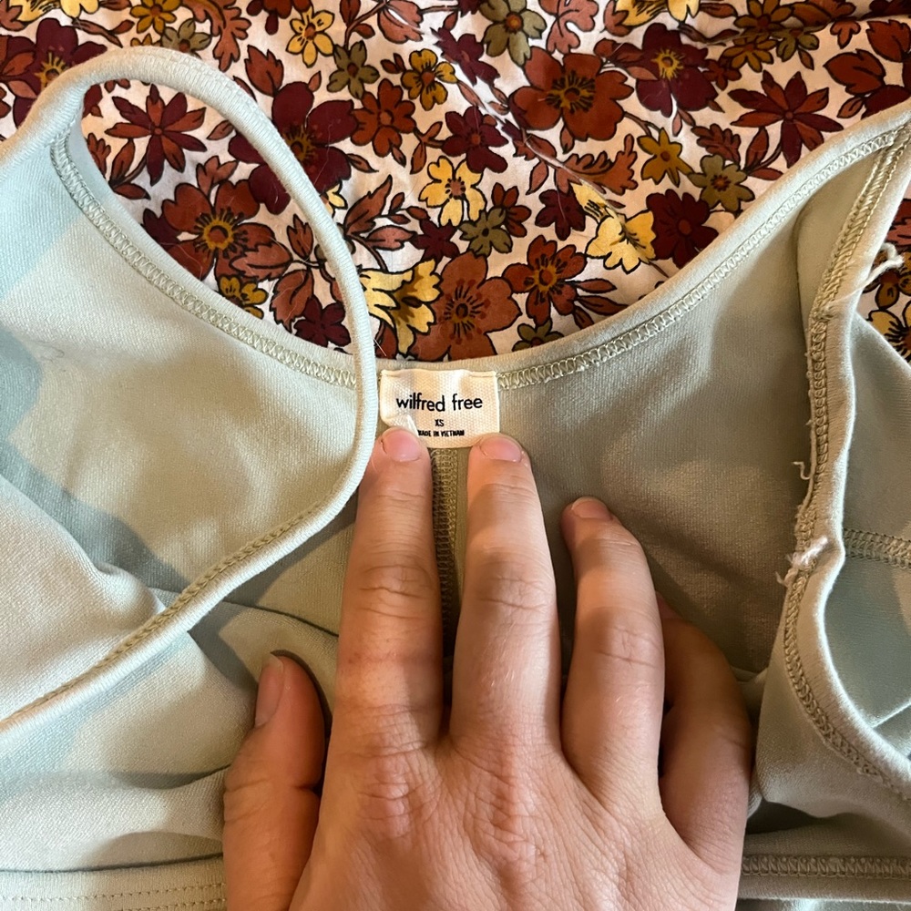 Aritzia Wilfred Free Bodysuit